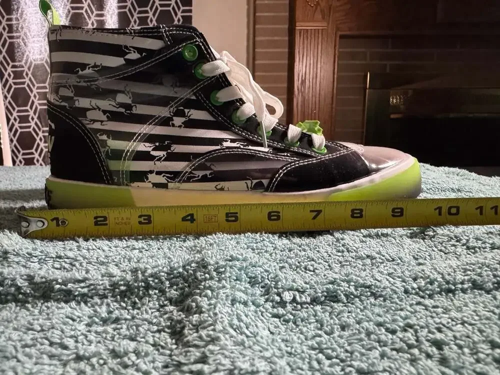 Beetlejuice It's Show Time High Top Sneakers Size 8